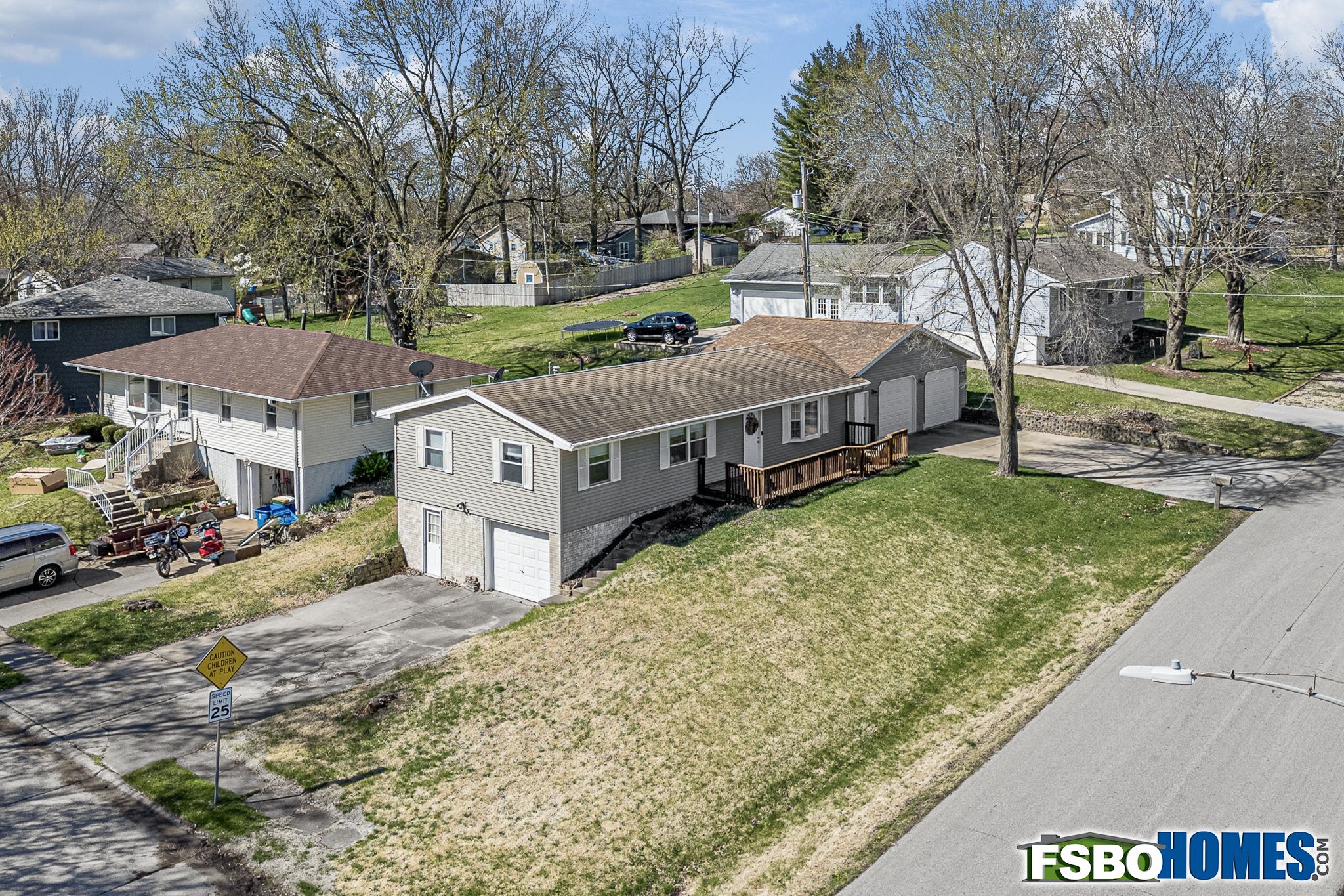 500 May St, Le Claire, IA, Image 1